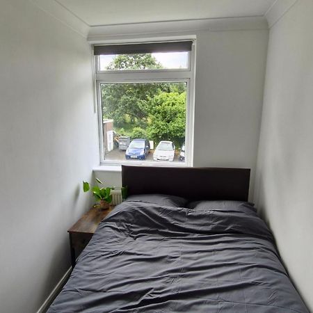 Bright Spacious Airy 2 Bed Flat Ealing Exterior foto